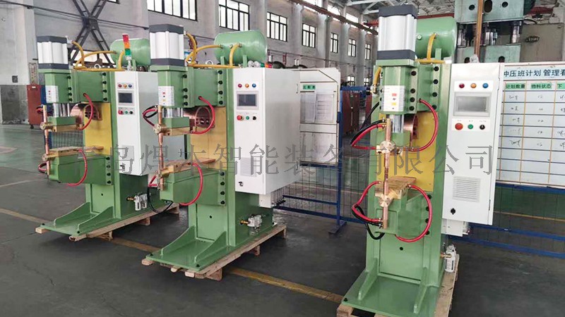 焊本中頻點焊機發貨中車1