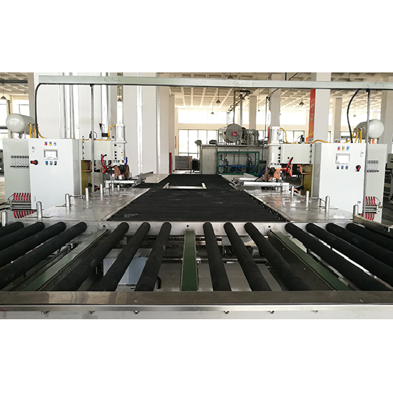 太陽能焊接流水線