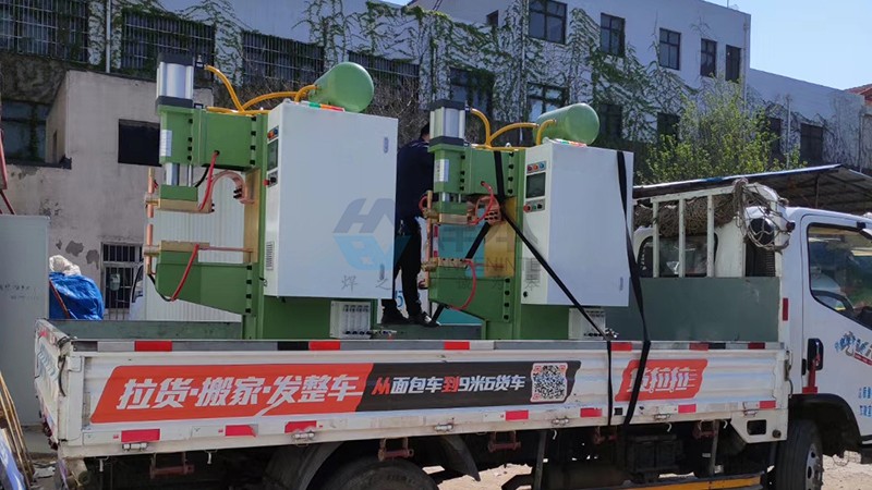 焊本中頻點焊機發貨煙臺威海